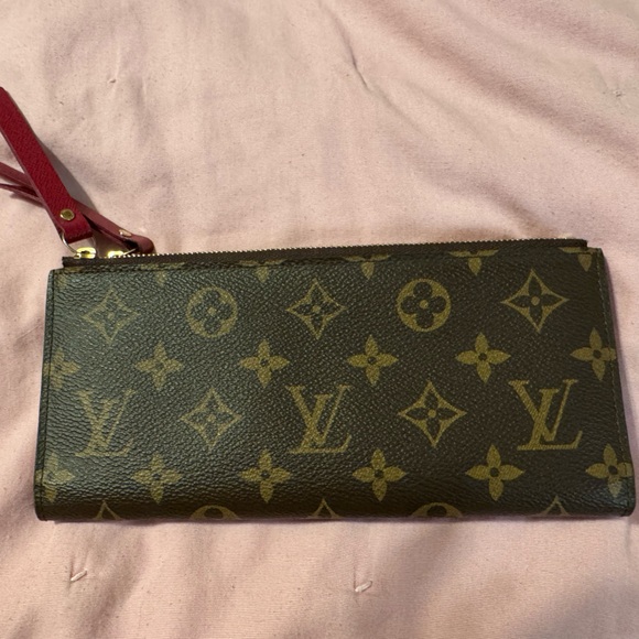 Louis Vuitton Monogram Wallet - Picture 4 of 8